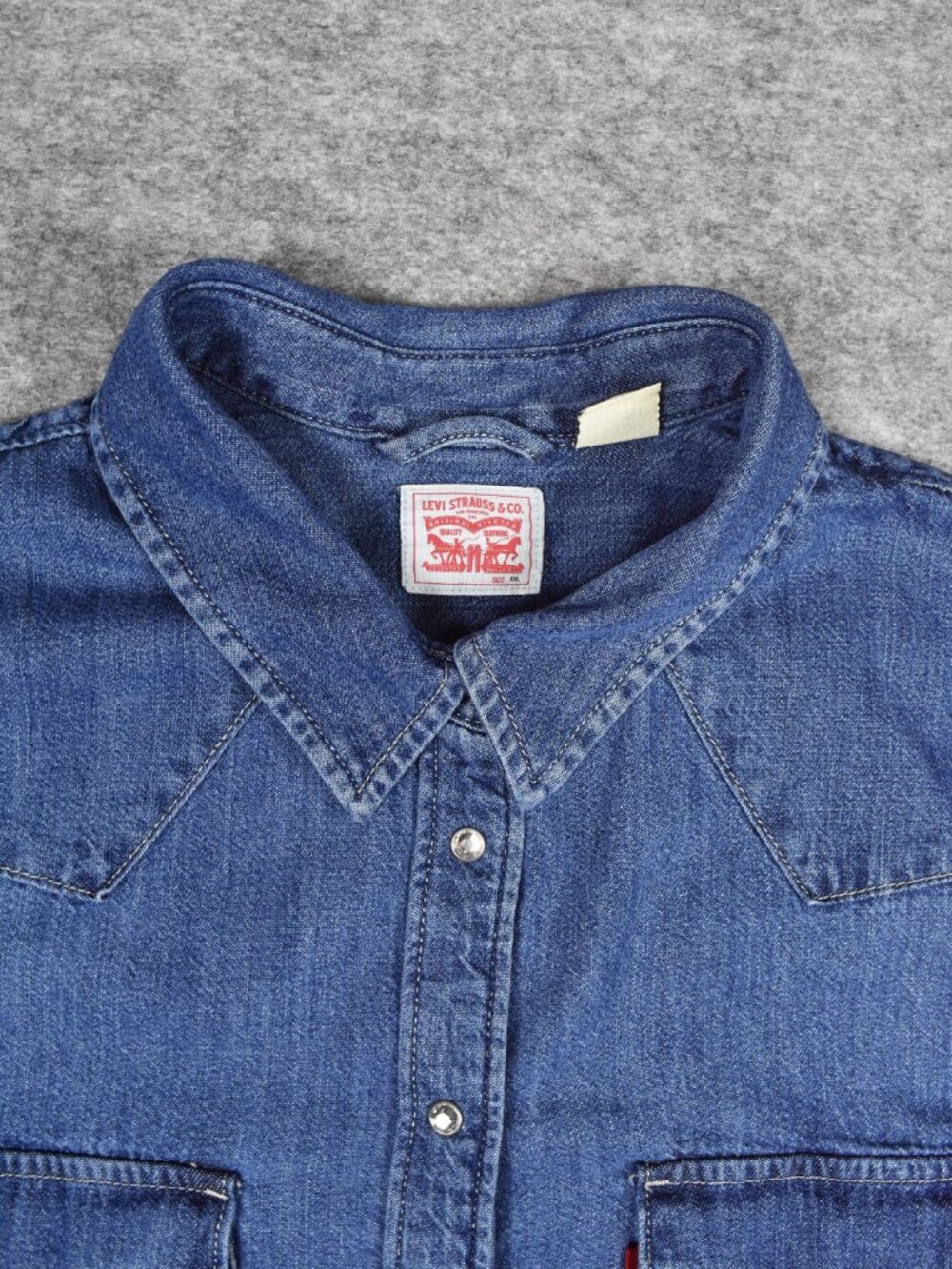 Levi's Ultimate Western Denim Pearl Snap Button Up Shirt Women Size XXL - Picture 2 of 16